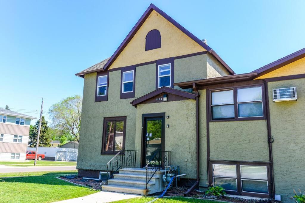 2 Bedroom Apartment Near Ndsu And Downtown Fargo Buitenkant foto