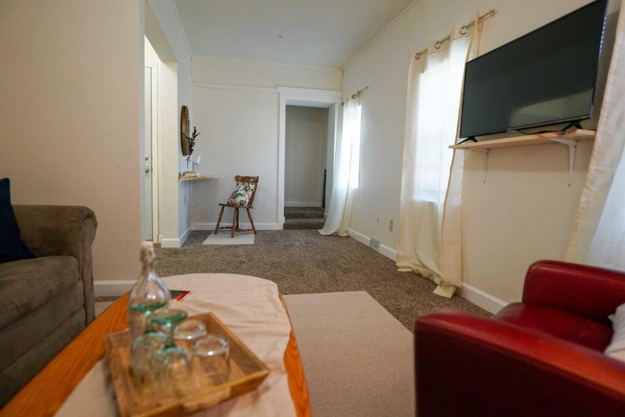 2 Bedroom Apartment Near Ndsu And Downtown Fargo Buitenkant foto