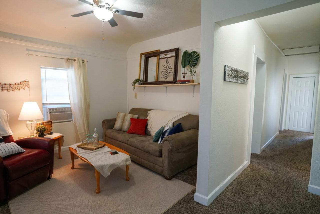 2 Bedroom Apartment Near Ndsu And Downtown Fargo Buitenkant foto